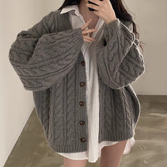 Pullover Long-Sleeved Sweater